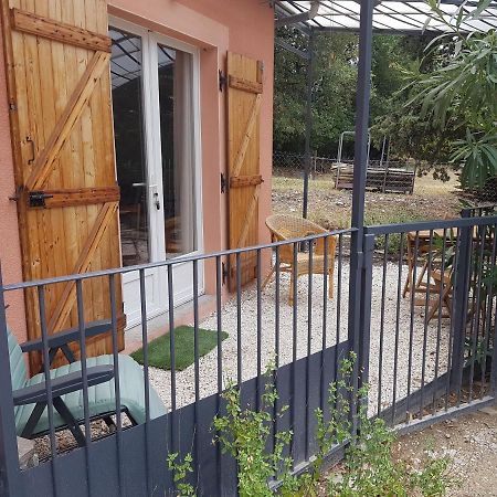 Studio Cosy Avec Climatisation Et Terrasse Malataverne Dış mekan fotoğraf